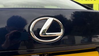 LEXUS IS 2.5 250 V6 Advance Saloon 4dr Petrol Auto Euro 5 (208 ps)