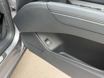 Audi Q4 E-TRON Q4 e-tron Sportback 40 S Line Launch Edition Auto 5dr