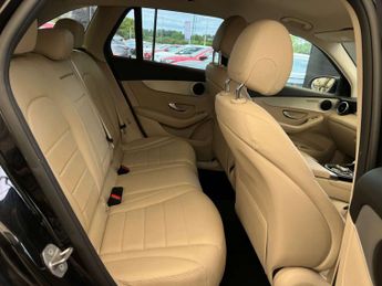 MERCEDES-BENZ GLC 2.1 GLC 220 D 4Matic Sport Auto 4WD 5dr