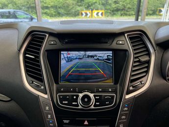 HYUNDAI SANTA FE 2.2 Santa Fe Premium CRDi Auto 4WD 5dr
