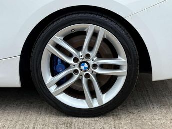 BMW 2 Series 2.0 220d M Sport Auto 2dr