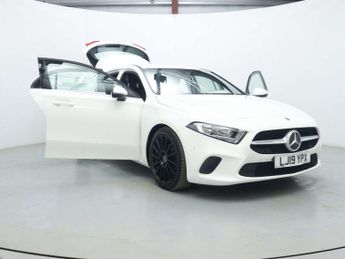 MERCEDES-BENZ A Class 1.3 A180 SE (Executive) Hatchback 5dr Petrol 7G-DCT Euro 6 (s/s)