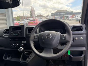 NISSAN NV400 2.3 NV400 Tekna dCi