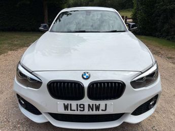 BMW 1 SERIES 1.5 118i M Sport Shadow Edition Auto 5dr