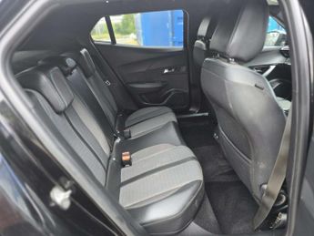 Peugeot E-2008 50kWh Allure Premium + SUV 5dr Electric Auto (7kW Charger) (136 