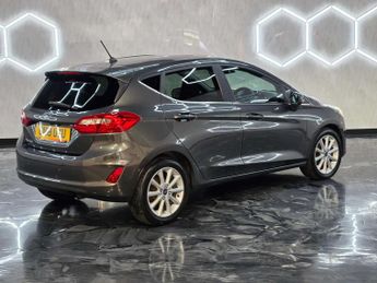Ford FIESTA 1.0T EcoBoost Titanium Hatchback 5dr Petrol Auto Euro 6 (s/s) (1