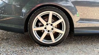 MERCEDES-BENZ C-CLASS 1.6 C180 AMG Sport BlueEfficiency Auto 2dr