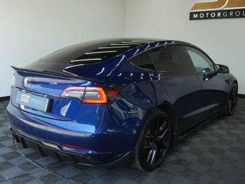 Tesla Model 3 Model 3 Long Range AWD 4WD 4dr