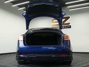 Tesla Model 3 Model 3 Long Range AWD 4WD 4dr