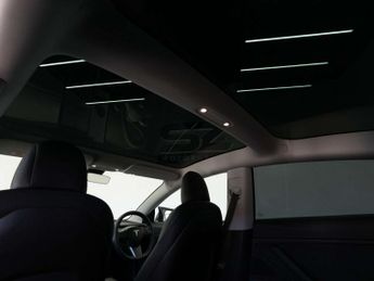Tesla Model 3 Model 3 Long Range AWD 4WD 4dr