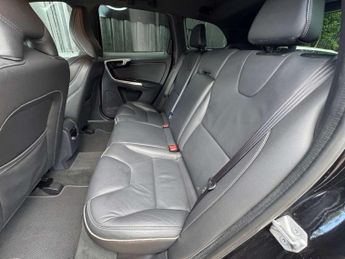 VOLVO XC60 2.4 XC60 R-Design Nav D5 AWD Auto 4WD 5dr