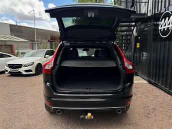 VOLVO XC60 2.4 XC60 R-Design Nav D5 AWD Auto 4WD 5dr