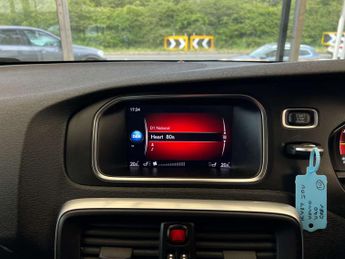 VOLVO V40 2.0 V40 Inscription D3 Auto 5dr