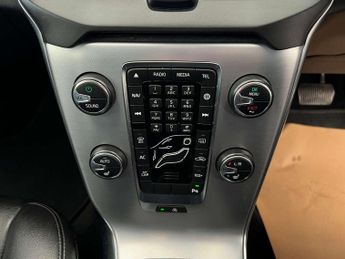 VOLVO V40 2.0 V40 Inscription D3 Auto 5dr