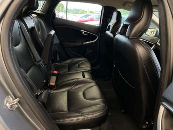 VOLVO V40 2.0 V40 Inscription D3 Auto 5dr