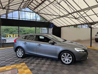 VOLVO V40 2.0 V40 Inscription D3 Auto 5dr