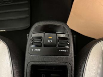 FIAT 500E 500e La Prima 3dr