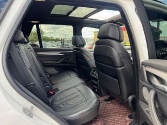 BMW X5 3.0 M50d SUV 5dr Diesel Auto xDrive Euro 6 (s/s) (381 ps)