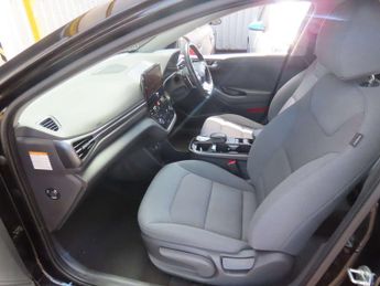 HYUNDAI IONIQ IONIQ Premium BEV 5dr