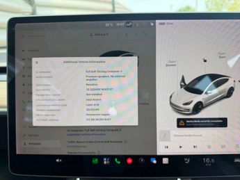 TESLA MODEL 3 Model 3 Standard Range + 4dr