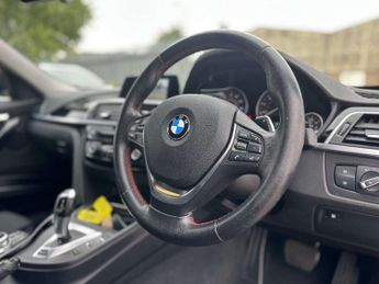 BMW 3 SERIES 2.0 330e 7.6kWh Sport Saloon 4dr Petrol Plug-in Hybrid Auto Euro