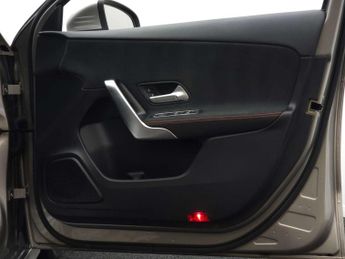 MERCEDES-BENZ A-CLASS 2.0 A 220 AMG Line Auto 5dr