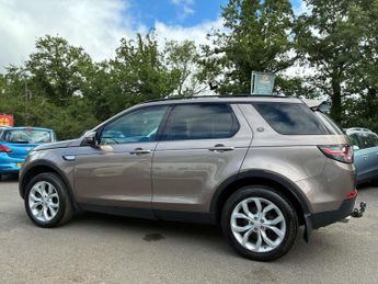 LAND ROVER DISCOVERY SPORT 2.0 TD4 HSE SUV 5dr Diesel Auto 4WD Euro 6 (s/s) (180 ps)