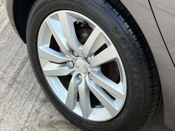 Peugeot 308 1.6 308 Active HDi Blue S/S 5dr