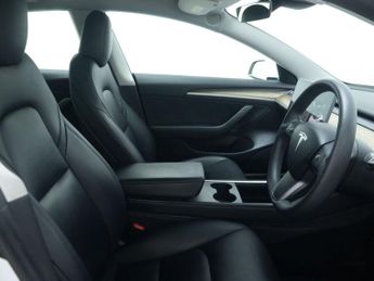 TESLA MODEL 3 Standard Range Plus Saloon 4dr Electric Auto RWD (241 bhp)