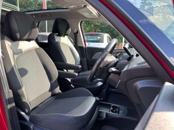 CITROEN C4 PICASSO 1.6 C4 Picasso Exclusive+ Airdream e-HDi Semi-Auto 5dr