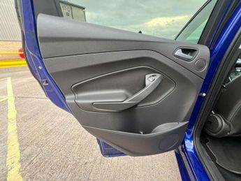 FORD KUGA 2.0 Kuga Titanium X Sport TDCi 4x4 Automatic 4WD 5dr *NATIONAL D
