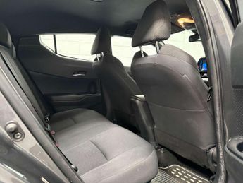 Toyota C-HR 1.8 VVT-h Icon SUV 5dr Petrol Hybrid CVT Euro 6 (s/s) (122 ps)