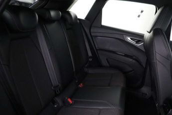 Audi Q4 e-tron 40 S line SUV 5dr Electric Auto 82kWh (204 ps)