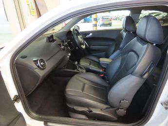 AUDI A1 1.6 A1 Sport TDI Semi-Auto 3dr