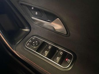 MERCEDES-BENZ A-CLASS 1.3 A 200 AMG Line Executive Auto 5dr