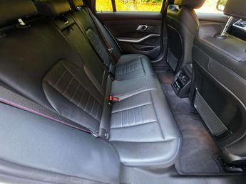 BMW 3 SERIES 2.0 318d M Sport Auto 5dr