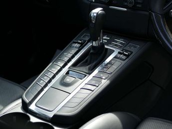 Porsche MACAN 3.6 Macan T Semi-Auto 4WD 5dr