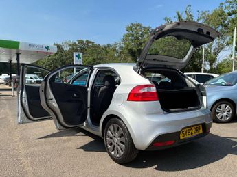 Kia RIO 1.25 2 Hatchback 5dr Petrol Manual Euro 5 (84 bhp)