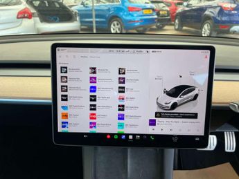 TESLA MODEL 3 Model 3 Performance AWD 4WD 4dr