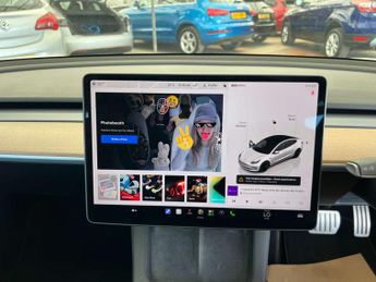 TESLA MODEL 3 Model 3 Performance AWD 4WD 4dr