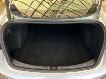 TESLA MODEL 3 Model 3 Performance AWD 4WD 4dr