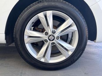 SEAT ALHAMBRA 2.0 Alhambra Xcellence TDI Semi-Auto 5dr