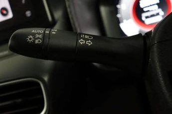 Nissan Juke 1.0 DIG-T N-Connecta SUV 5dr Petrol DCT Auto Euro 6 (s/s) (114 p
