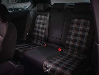 VOLKSWAGEN GOLF 2.0 Golf GTi Semi-Auto 3dr