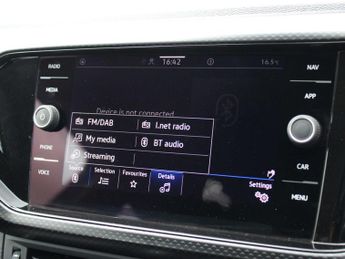 VOLKSWAGEN T-CROSS 1.0 TSI SE Auto 5dr