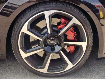 Audi TT RS 2.5 TFSI Coupe 3dr Petrol S Tronic quattro Euro 6 (s/s) (400 ps)