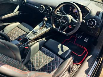 Audi TT RS 2.5 TFSI Coupe 3dr Petrol S Tronic quattro Euro 6 (s/s) (400 ps)