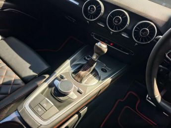 Audi TT RS 2.5 TFSI Coupe 3dr Petrol S Tronic quattro Euro 6 (s/s) (400 ps)