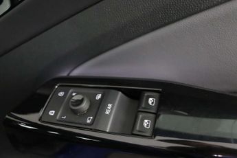 Volkswagen ID.4 Pro Performance 77kWh Life SUV 5dr Electric Auto (204 ps)