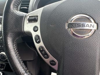 Nissan X-TRAIL 2.0 dCi Tekna SUV 5dr Diesel Manual 4WD Euro 5 (173 ps)